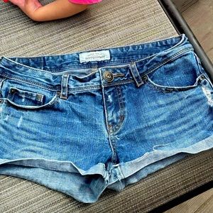 Aeropostale Low rise Jean Shorts
